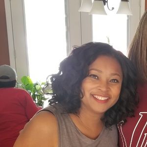 Meet your Posher, Jacqueline